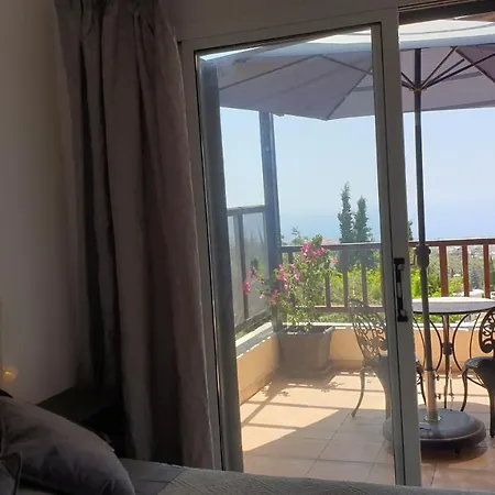 Kamares Ocean View Villa Вилла *