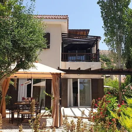 Kamares Ocean View Villa *