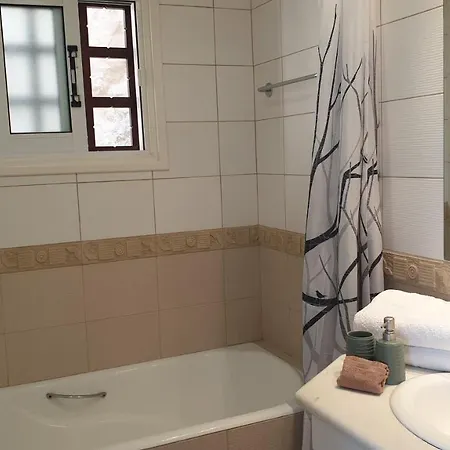 Kamares Ocean View Villa Βίλα Πάφος